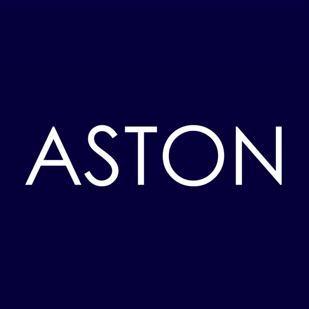 HR Manager, Chief Engineer, & Sales Manager di Aston Hotel ...